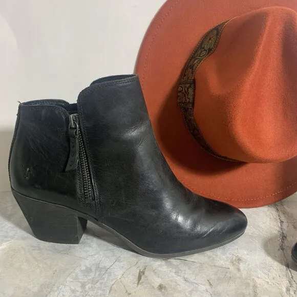 Frye Black Leather Stacked Heel Zippered Ankle Boots Women’s Size 9 M