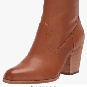 FRYE ESSA COGNAC LEATHER ANKLE BOOTIES BOOTS SIZE 7 NO BOX