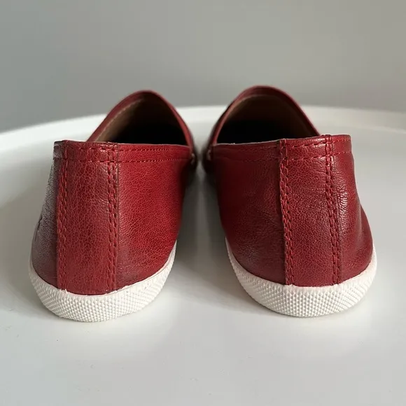 Frye Melanie Slip - On Women Burgundy Flat Sneaker Size 7M