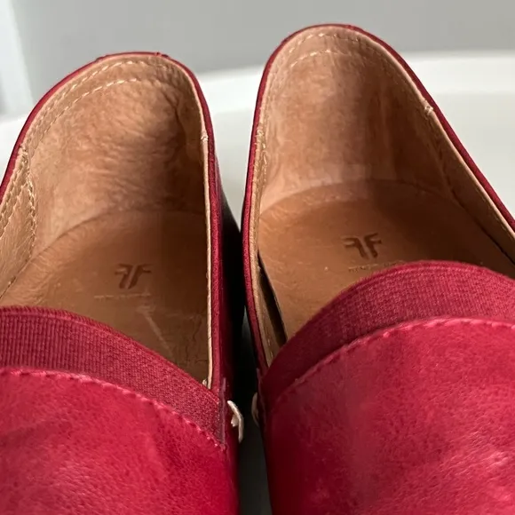 Frye Melanie Slip - On Women Burgundy Flat Sneaker Size 7M