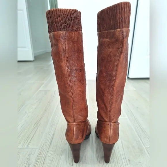 Frye Mimi Scrunch women's tall leather cognac brown knee high boots - size 6
