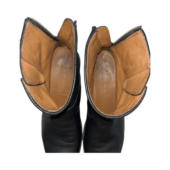 Frye Veronica Back Zip Moto Boots Women’s Size 8 Black Leather Ankle Booties