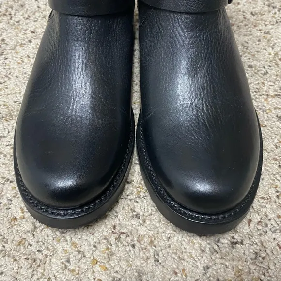 Frye women's size 7.5 Veronica booties boots black leather ankle NEW