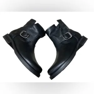 Frye women's size 7.5 Veronica booties boots black leather ankle NEW