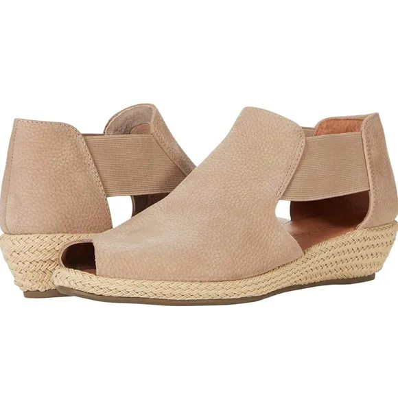 Gentle Souls Noa Sz.8.5 Elastic Slip-On Shoes Mushroom NEW