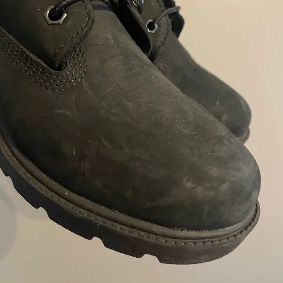 (GENTLY USED) Boys TIMBERLAND 2.5Y Kids Premium 6-Inch Waterproof Boots
