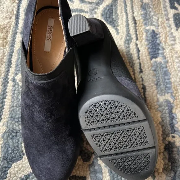 Geox Respira D Inspiration Heeled Ankle Boots Size 36 US Size 6 Blue Suede