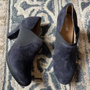 Geox Respira D Inspiration Heeled Ankle Boots Size 36 US Size 6 Blue Suede
