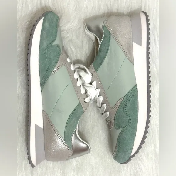 Geox Respira Ladies Doralea Sneaker Waterproof Mint Green Size EUR 38 US 8 NWT