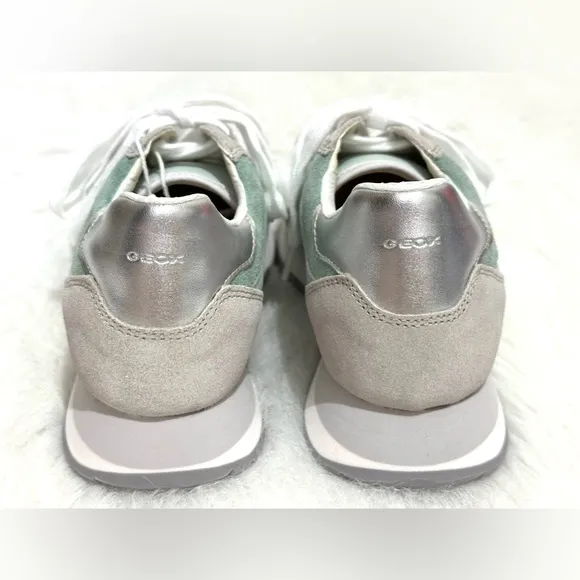 Geox Respira Ladies Doralea Sneaker Waterproof Mint Green Size EUR 38 US 8 NWT