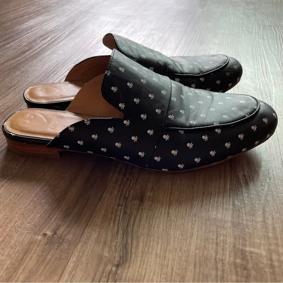 G/Fore Womens Killer Skull &amp; Ts Mules Street Shoes Leather Onyx black wh…