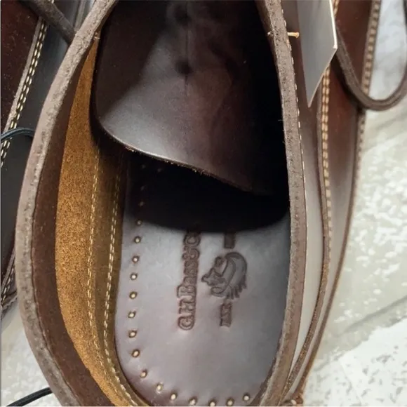 GH Bass Men's Leather CampShoe Hand Stitched Seam 10.5 New with box