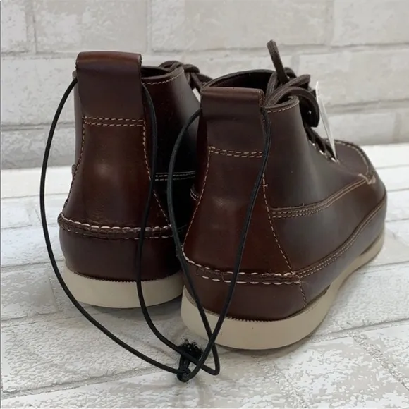 GH Bass Men's Leather CampShoe Hand Stitched Seam 10.5 New with box