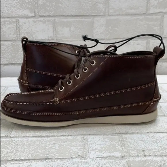 GH Bass Men's Leather CampShoe Hand Stitched Seam 10.5 New with box