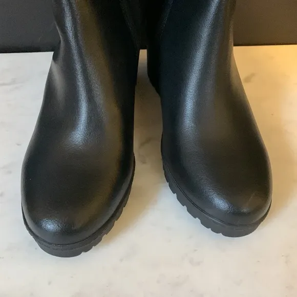 Giani Bernini Black Sannaa Wedge Boots