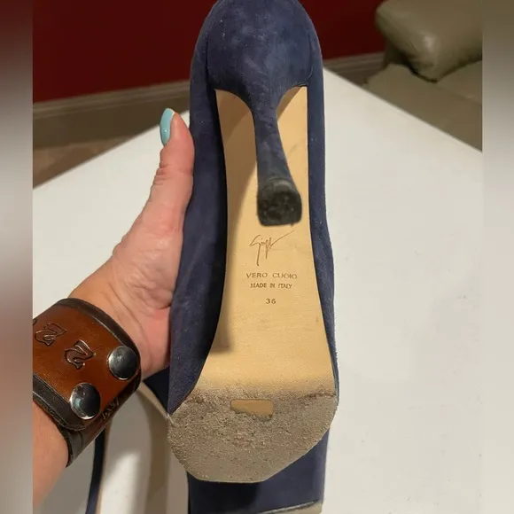 Giuseppe Zanotti. Platform Ankle boots. Size. 36 blue suede.