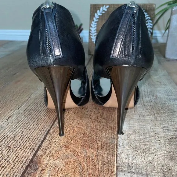 Giuseppe ZanottiBlack Leather Crisscross Ankle Size 38.5 Boots/Booties