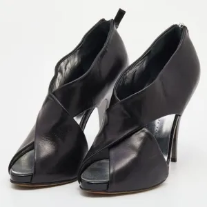 Giuseppe ZanottiBlack Leather Crisscross Ankle Size 38.5 Boots/Booties