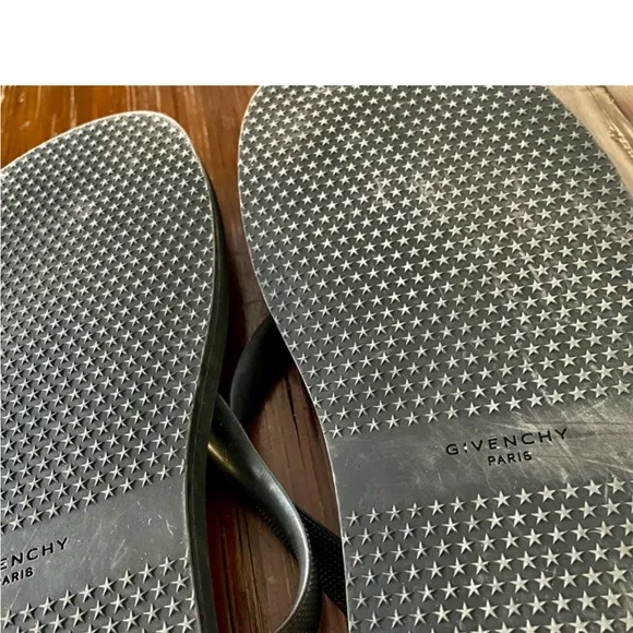 Givenchy Men Rottweiler Flip Flops Sandals 10.5-11