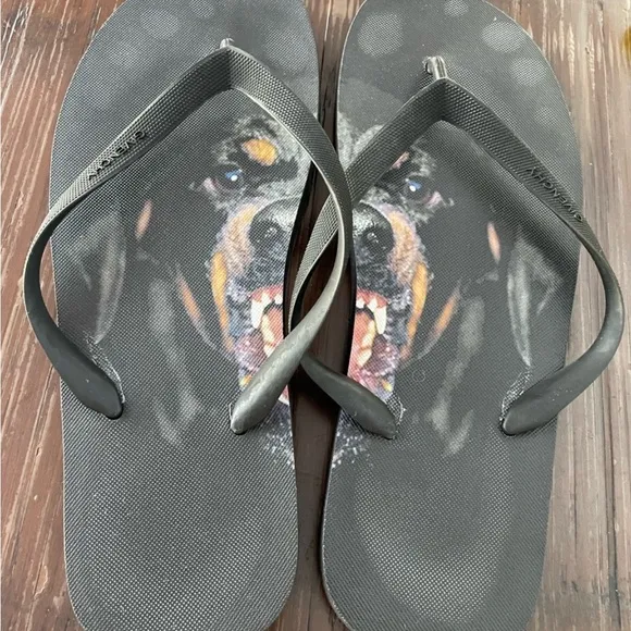 Givenchy Men Rottweiler Flip Flops Sandals 10.5-11
