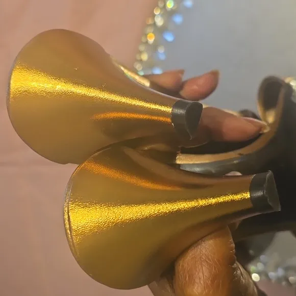 Gold GUCCI Slide Sandals