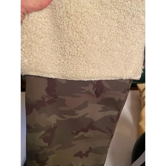 Good American Over Knee Boot Camo Neoprene w Sherpa Sz 7 NWOB RV$349 Kardashian