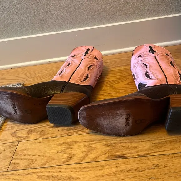 Gorgeous Pink &amp; Brown Western Boots - like new with box