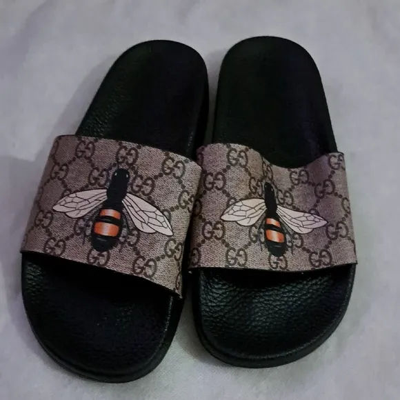 Gucci Black and Brown Bee Sandals