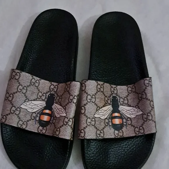 Gucci Black and Brown Bee Sandals