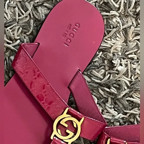 Gucci Fuschia Pink vernice crystal leather microGuccisima sandals