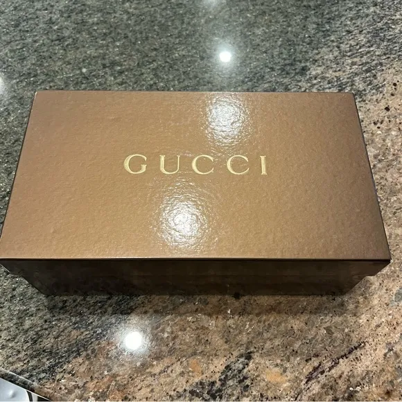Gucci Gold Leather Flip Flop Sandals, Women’s 37.5