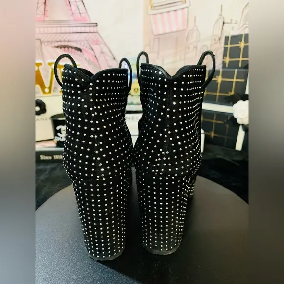 GUC💖Laurence Dacade Black Studded Ankle Booties.