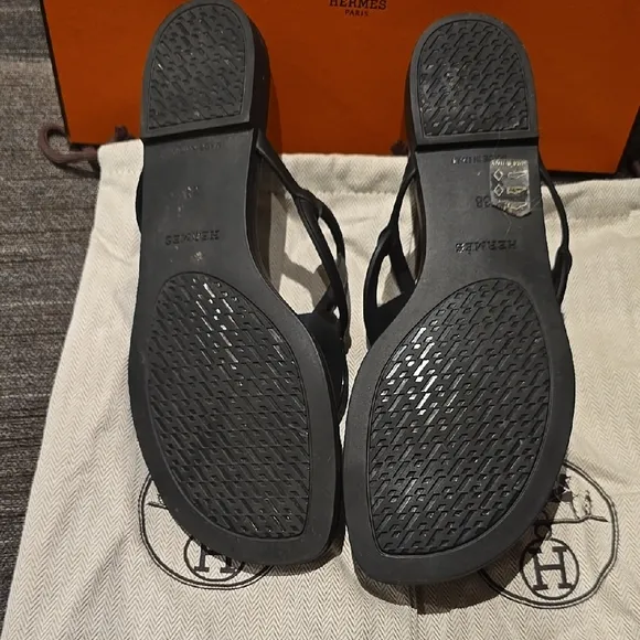 Hermès Black Sandals