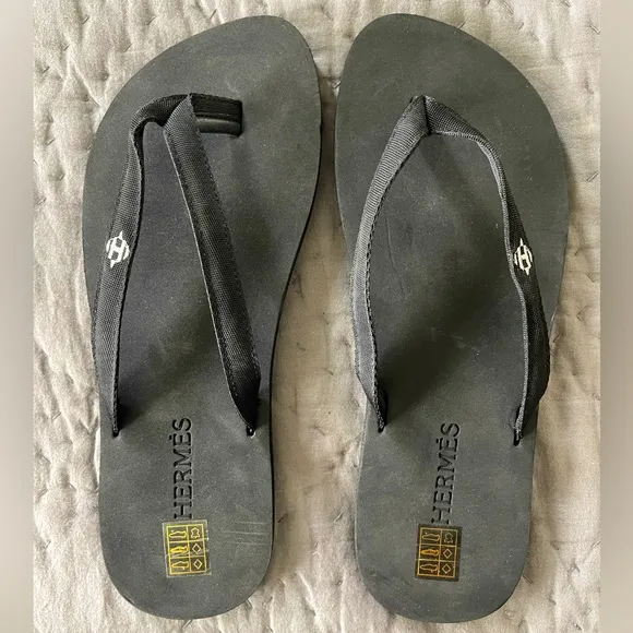 Hermès summer sandals black flip flops size 42 approximately 10 US