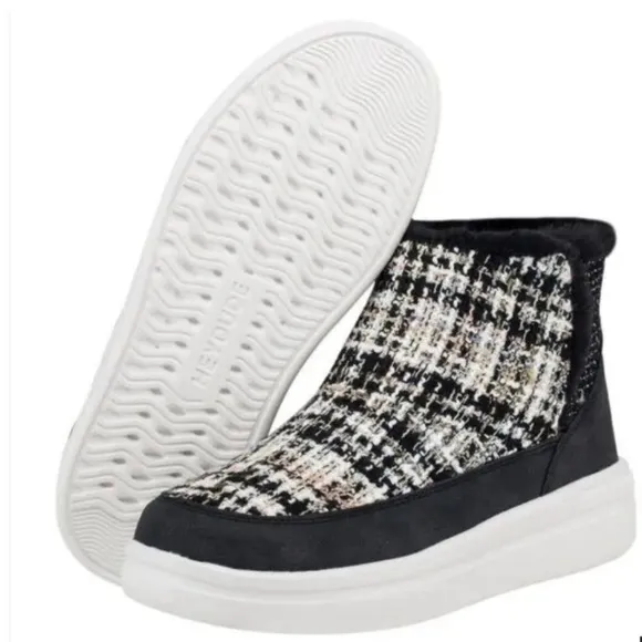 Hey Dude Mel Boucle Boots Women’s Sz 12 NWT