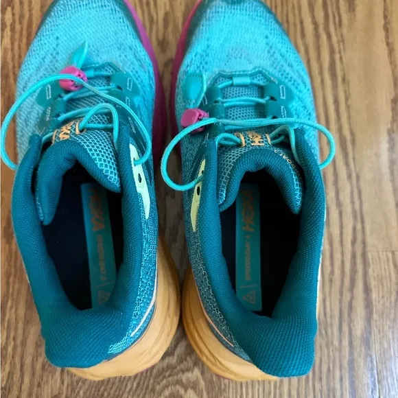 Hoka Speedgoat 5 Running Shoes Kids Size 4