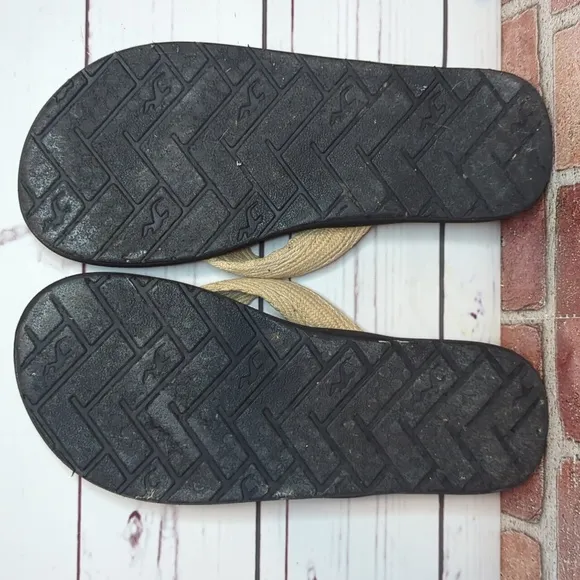 Hollister Flip Flop Sandals Y2K Men's 9.5 Brown and Tan Leather Beachy Casual