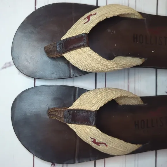 Hollister Flip Flop Sandals Y2K Men's 9.5 Brown and Tan Leather Beachy Casual