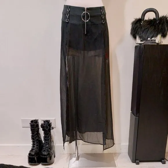 💥HOT ITEM💥Shorts with Chiffon Overlay in Black
