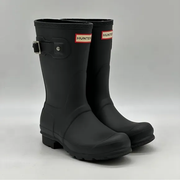 Hunter Original Black Rain Boots. Size 6
