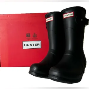 HUNTER RAIN BOOTS SHORT BLACK