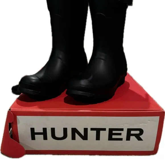 HUNTER RAIN BOOTS SHORT BLACK