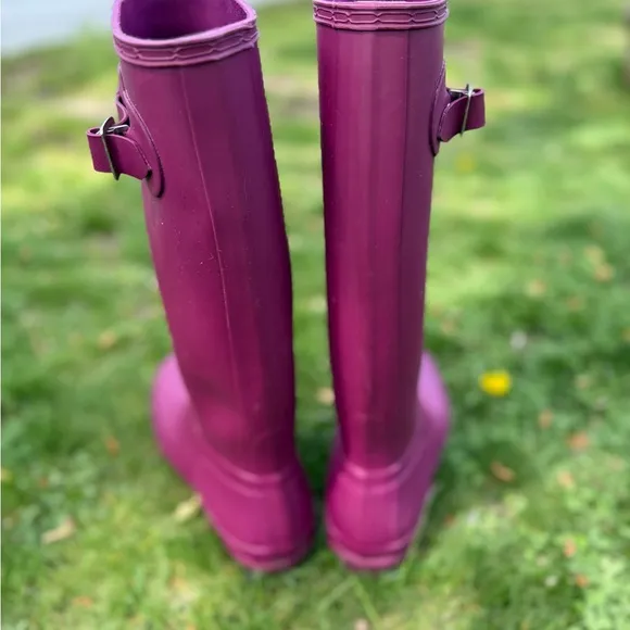 Hunter Women's Tall Matte Purple Rain Boots