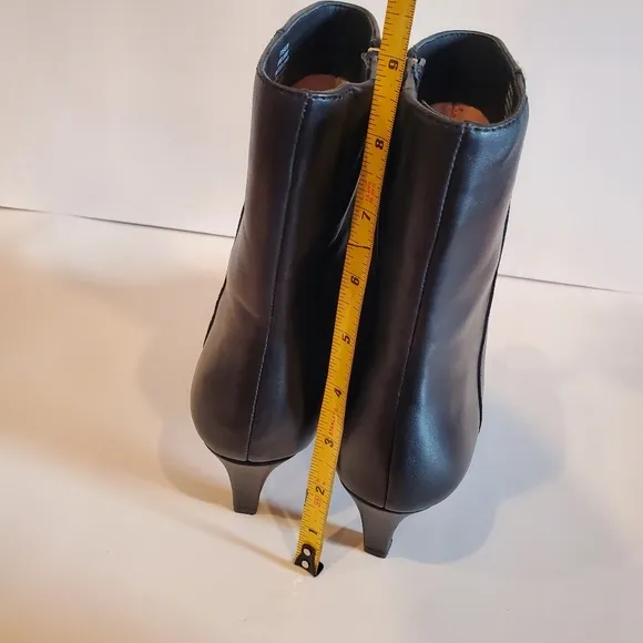J. Crew New Stevie Black Leather Ankle Boots Women's Size 7.5