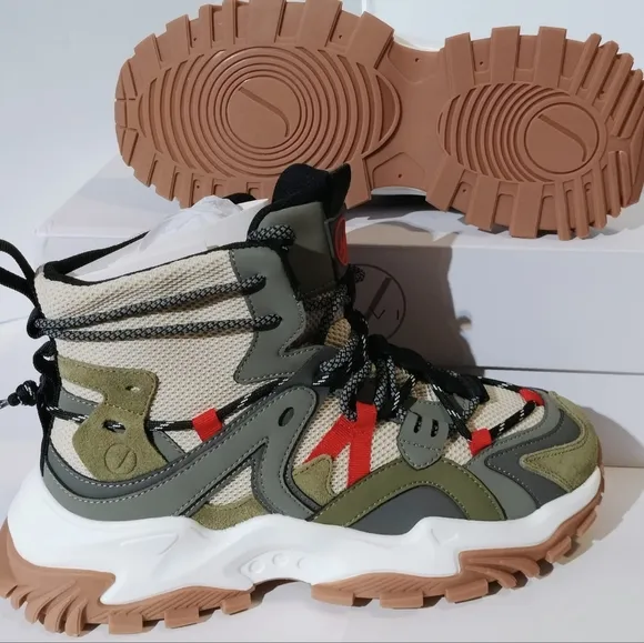Javi Rescue (GS) Unisex, Youth o men 7Y, Women 8.5. New With box.-