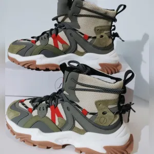Javi Rescue (GS) Unisex, Youth o men 7Y, Women 8.5. New With box.-