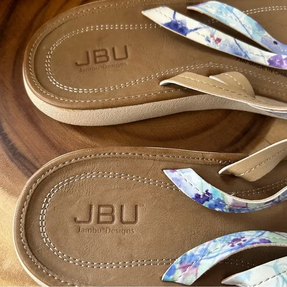 JBU by Jambu Womens Baltimore Vegan Leather Floral Print Flip-Flops
