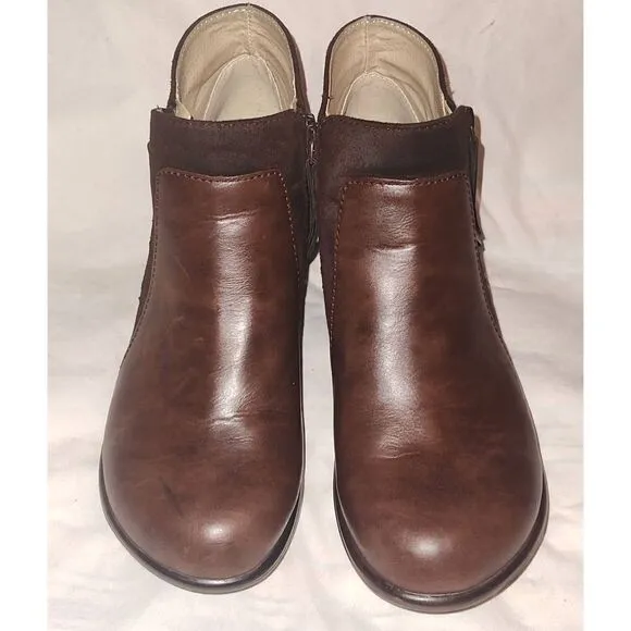 JBU Jambu Women’s Pilot Encore Wedge Ankle Boots Brown Size 9. Zippers