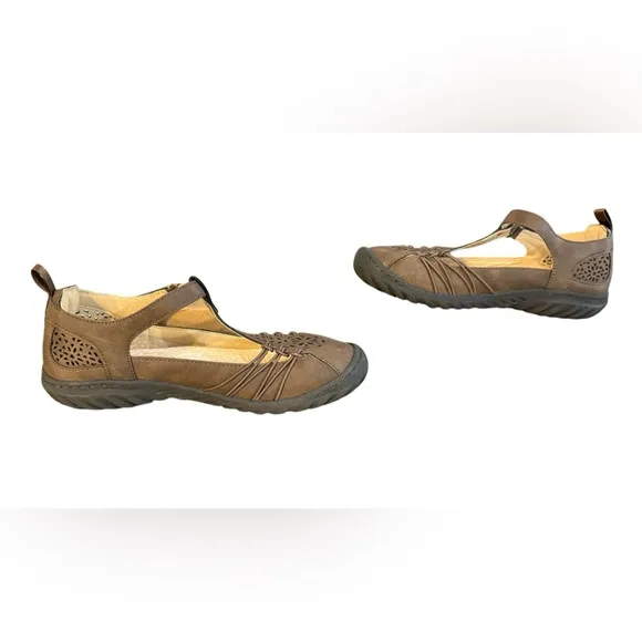 JBU Sahara NWOT Mary Jane Flats Women’s Size 7
