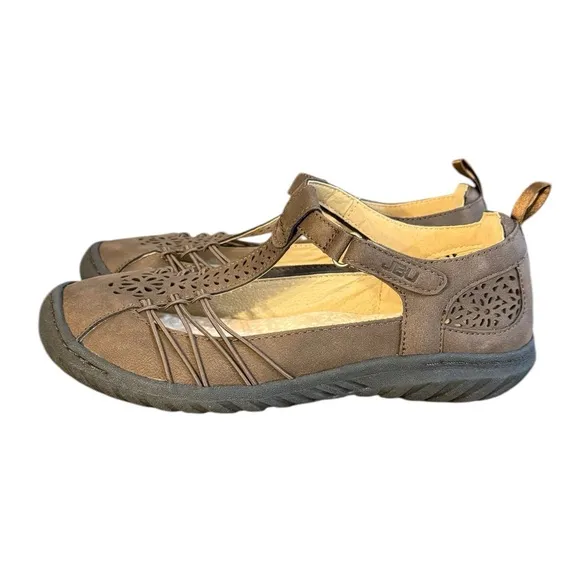 JBU Sahara NWOT Mary Jane Flats Women’s Size 7